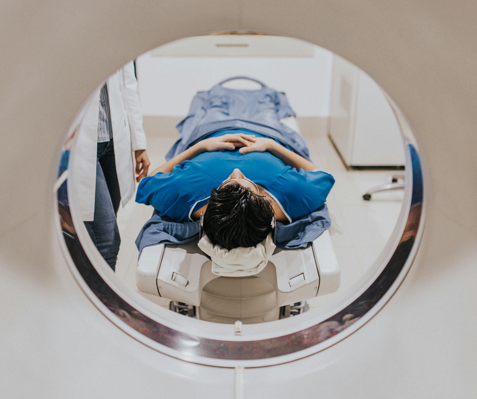 Risonanza Magnetica articolare compatta per ortopedia installazione italiana